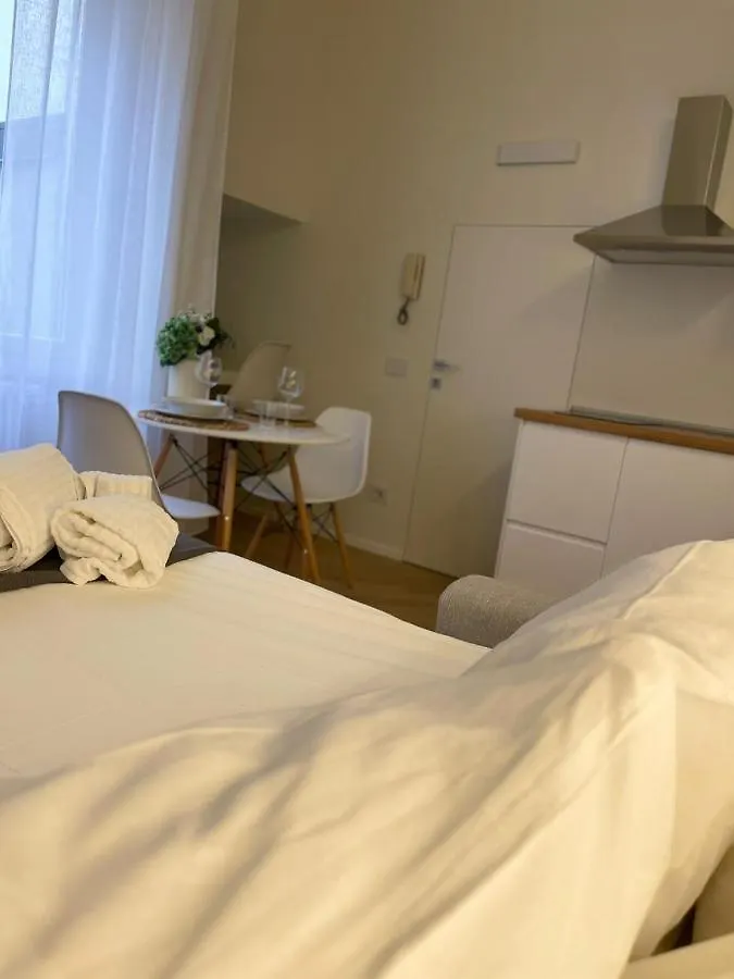 A Casa Di Beatrice Lägenhet Milano